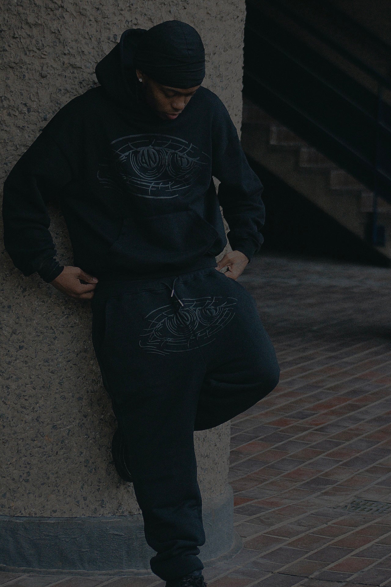 Triple black Joggers